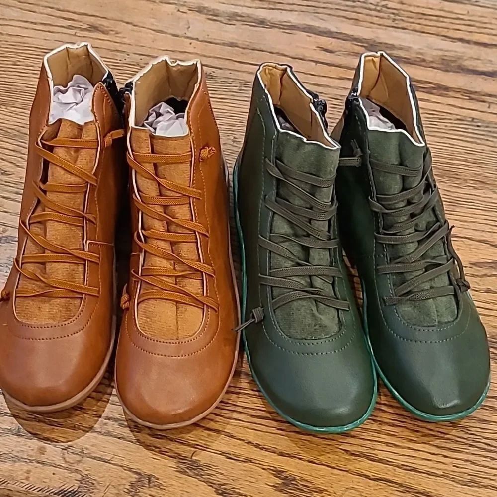 2 pair sz EU 41 pair of soft faux Leather green and brown pair ankle boots.